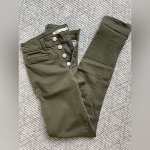 Size 27 high rise Levi’s skinny jeans